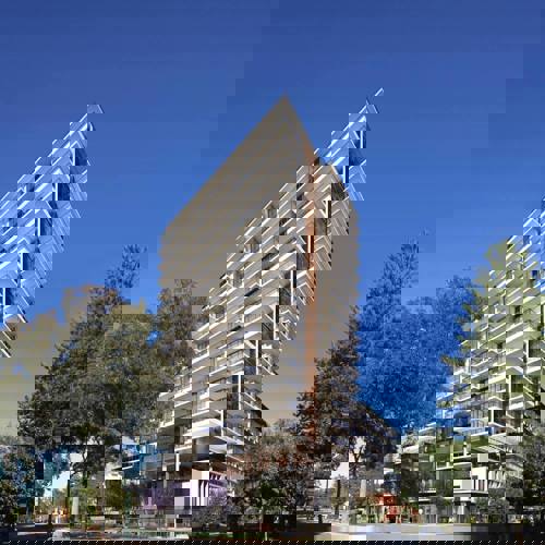 Pinnacle Apartments